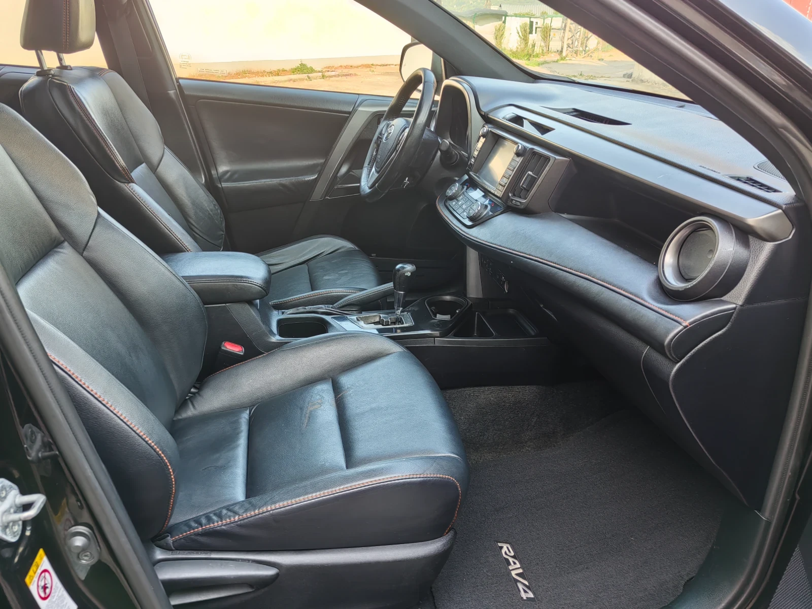 Toyota Rav4 2.5i 4x4 187ps | Mobile.bg — изображение 14