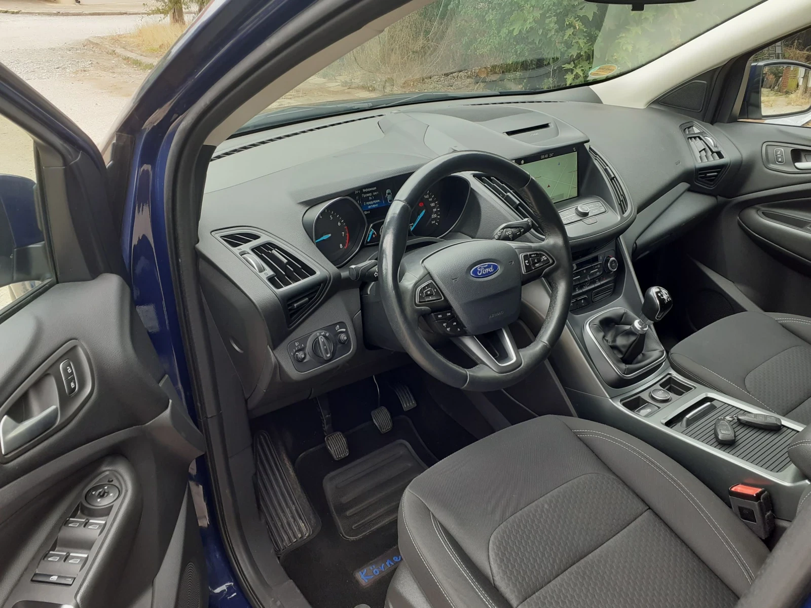 Ford Kuga 1.5 i Business 2WD - изображение 9