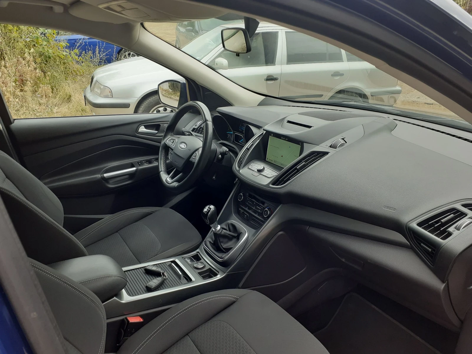 Ford Kuga 1.5 i Business 2WD - изображение 7