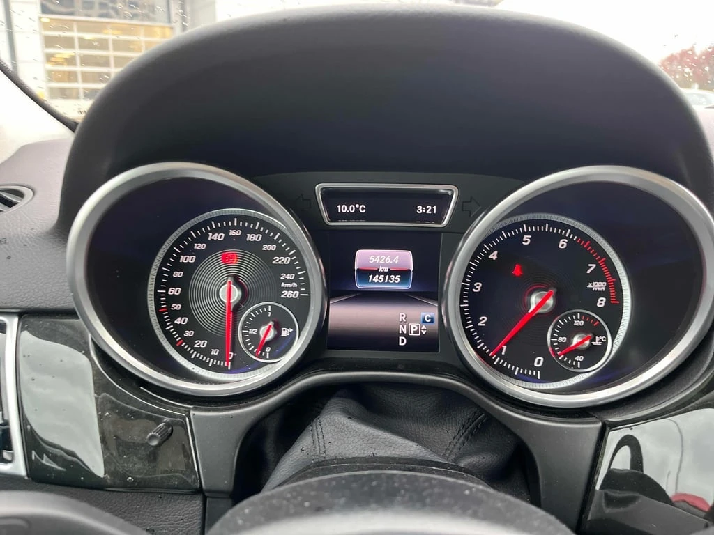 Mercedes-Benz GLE 400 * CARFAX * БЕЗ ПЪРВОНАЧАЛНА ВНОСКА - изображение 8