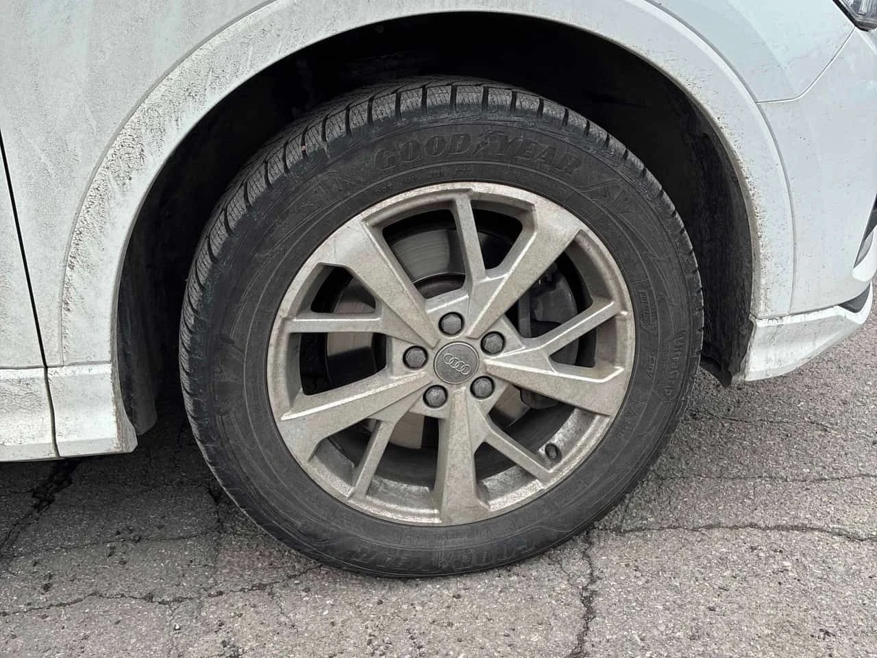 Audi Q3 * Komfort * ПОДГРЕВИ * КАМЕРА * ПАМЕТ, снимка 7 - Автомобили и джипове - 54034650