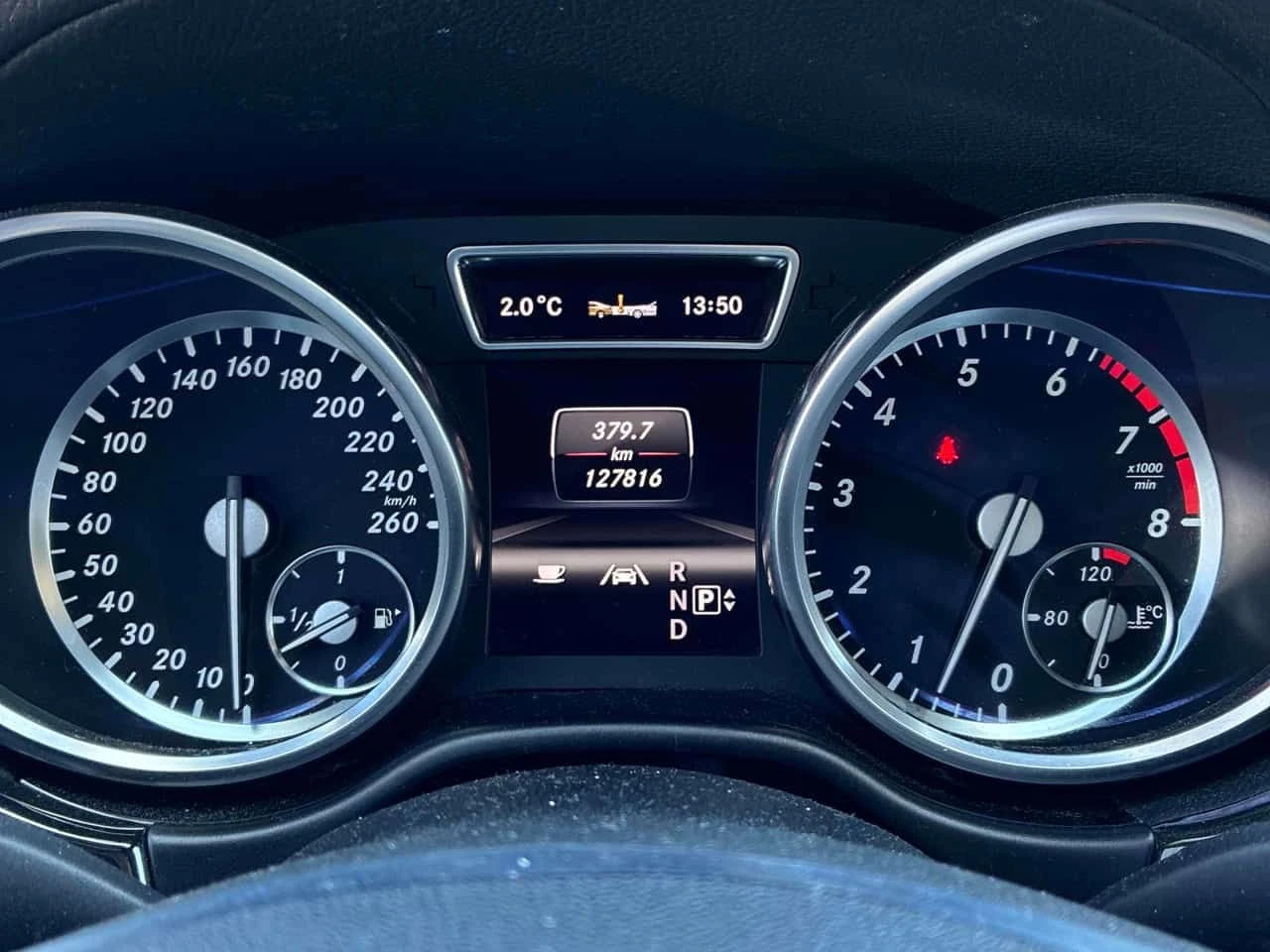 Mercedes-Benz GL 550 * PANO* KEYLESS* ПОДГРЕВ* , снимка 8 - Автомобили и джипове - 54048962