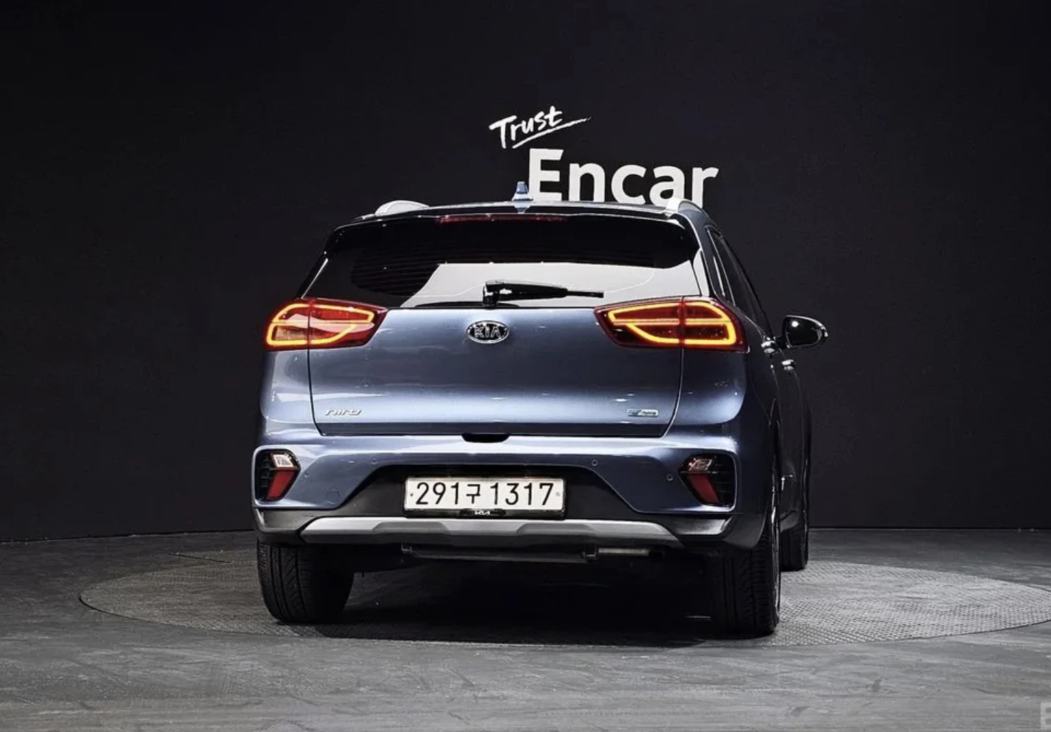 Kia Niro PRESTIGE* КОЖА* ПОДГРЕВ* НАВИ* , снимка 4 - Автомобили и джипове - 54127141