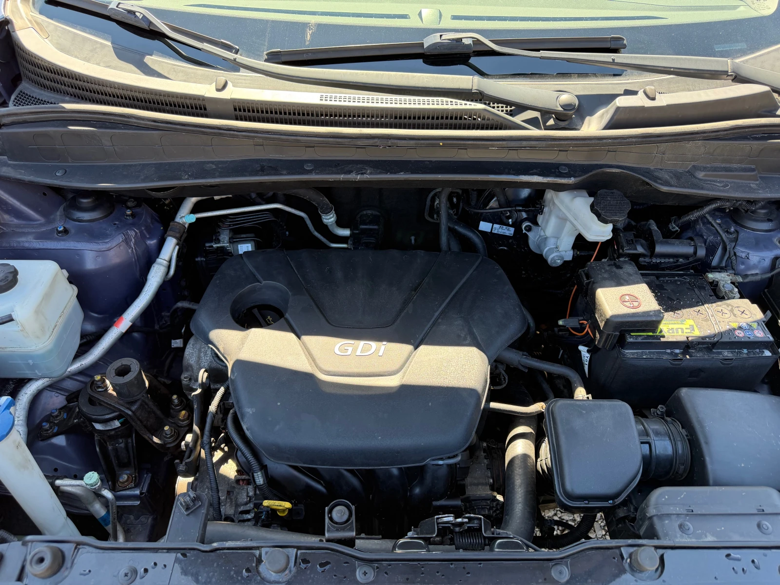 Hyundai Tucson 1.6i Бензин НАПЪЛНО ОБСЛУЖЕН, снимка 16 - Автомобили и джипове - 54133968