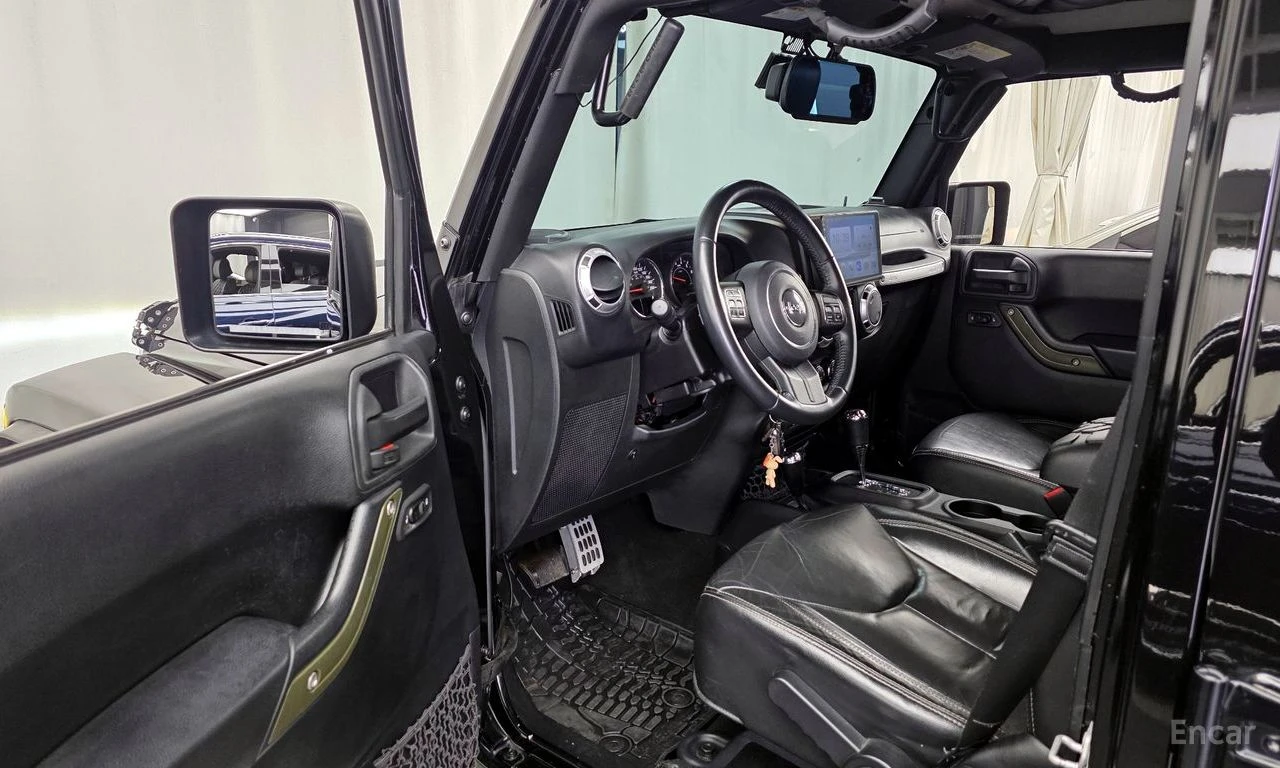 Jeep Wrangler UNLIMITED SAHARA/3.6/NAVI/КОЖА, снимка 10 - Автомобили и джипове - 54623451