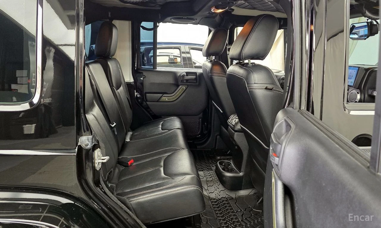 Jeep Wrangler UNLIMITED SAHARA/3.6/NAVI/КОЖА, снимка 12 - Автомобили и джипове - 54623451