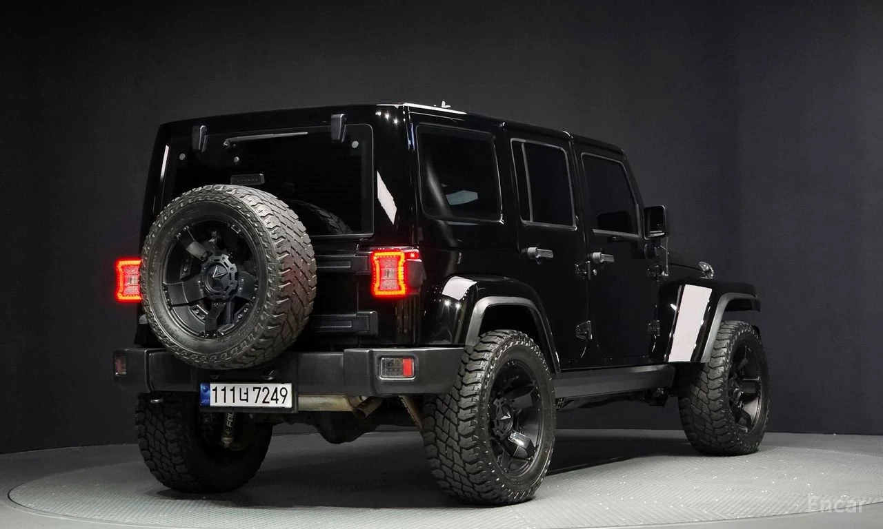 Jeep Wrangler UNLIMITED SAHARA/3.6/NAVI/КОЖА, снимка 2 - Автомобили и джипове - 54623451