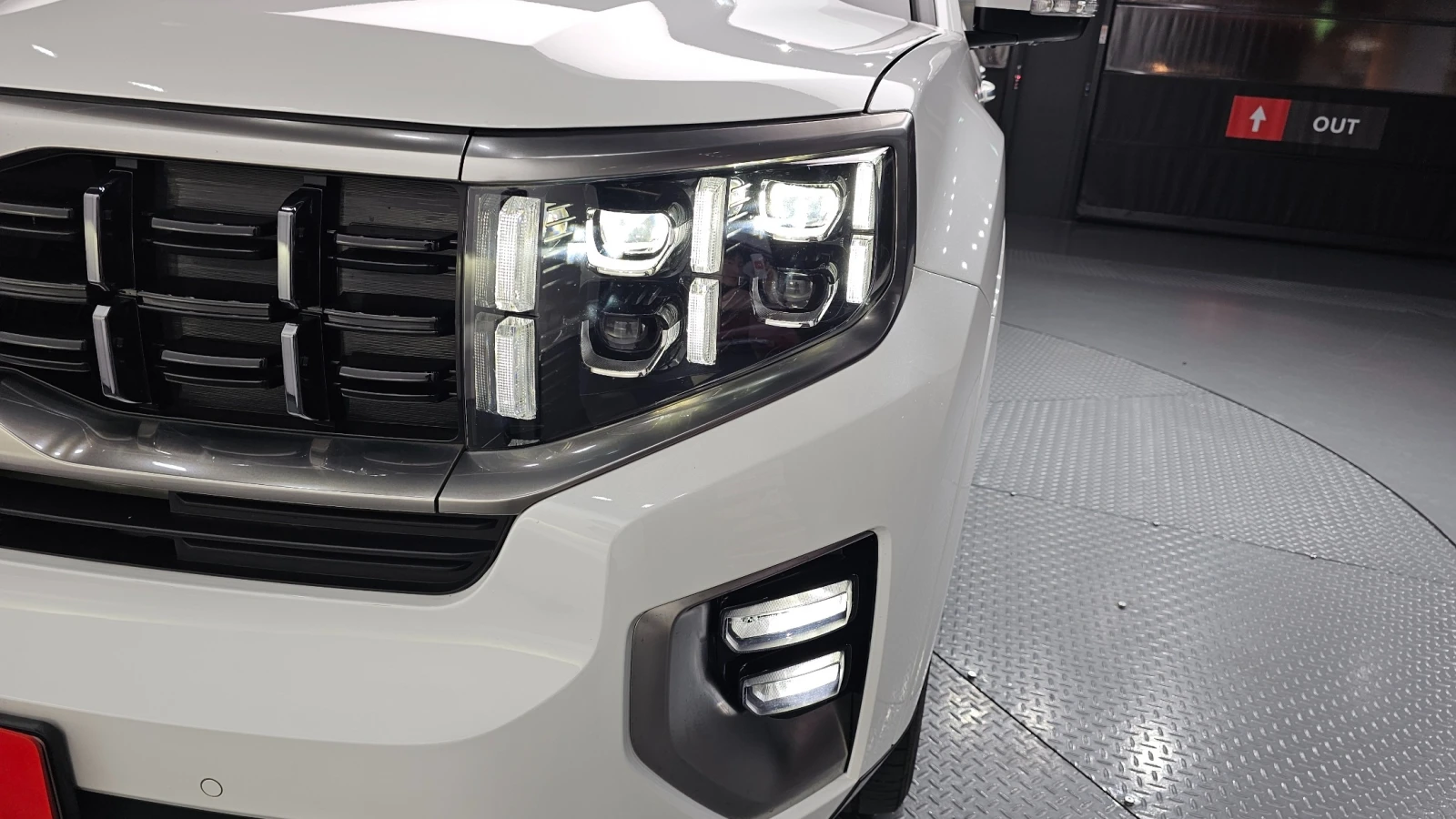 Kia Mohave ОБДУХ| 360| HUD| PANO| , снимка 6 - Автомобили и джипове - 55394494