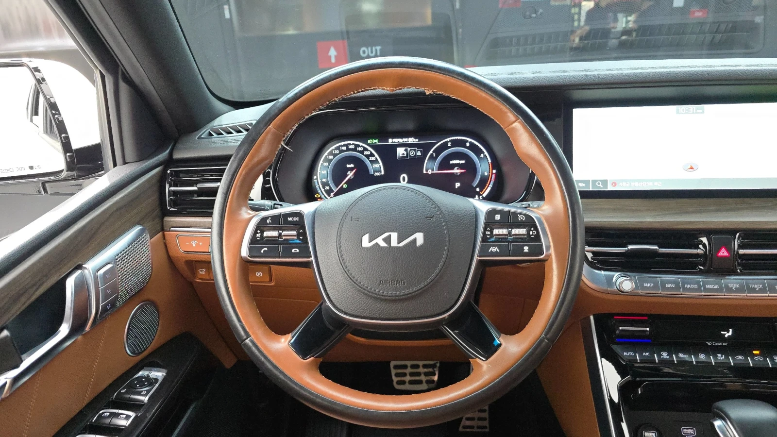 Kia Mohave ОБДУХ| 360| HUD| PANO| , снимка 11 - Автомобили и джипове - 55394494
