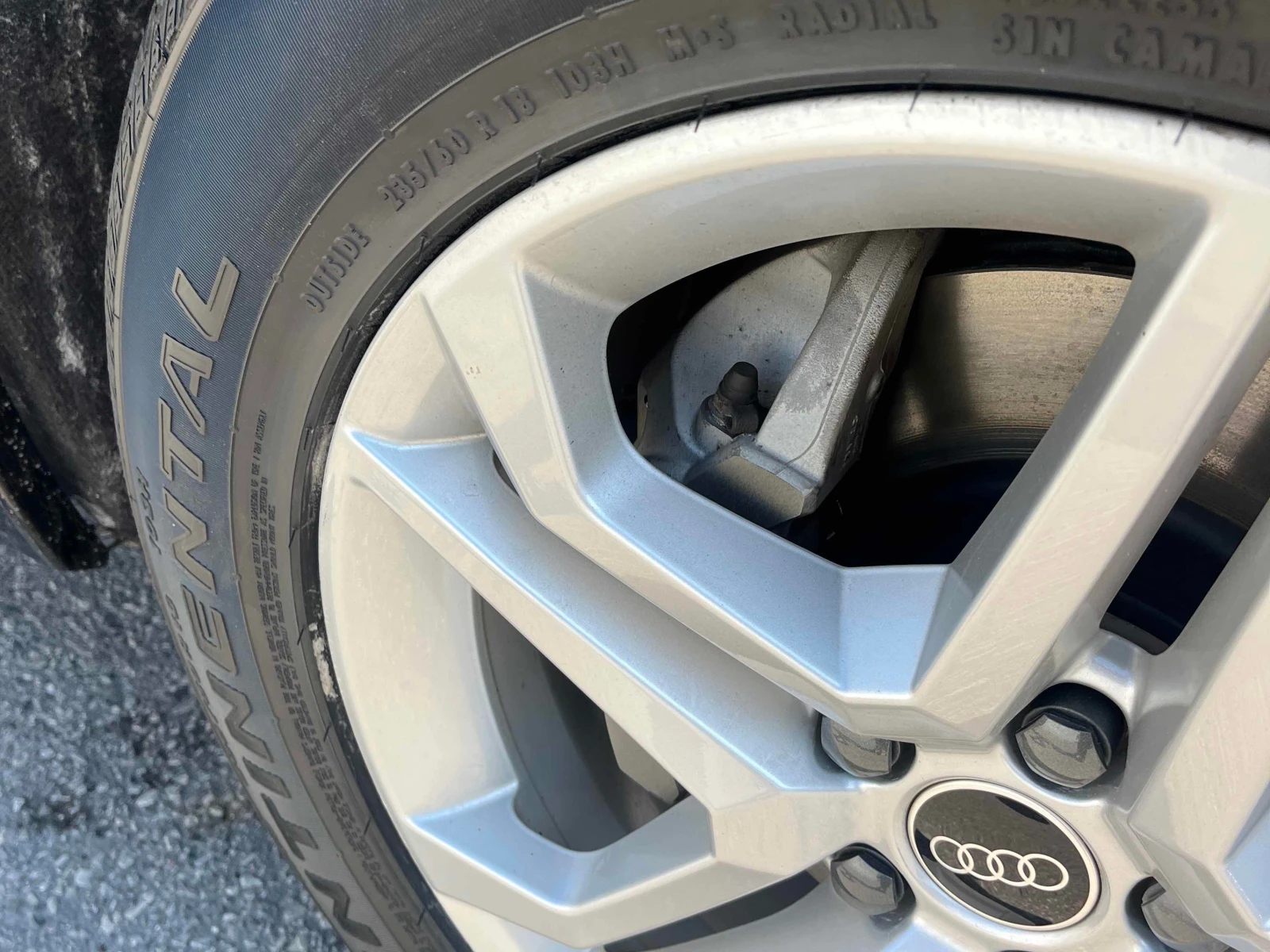 Audi Q5 * Komfort * CARFAX * БЕЗ ПЪРВОНАЧАЛНА ВНОСКА, снимка 12 - Автомобили и джипове - 55830976