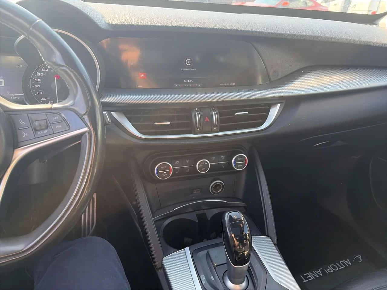 Alfa Romeo Stelvio * Sport * CARFAX * ����� �� ����������� | Mobile.bg � ����������� 9