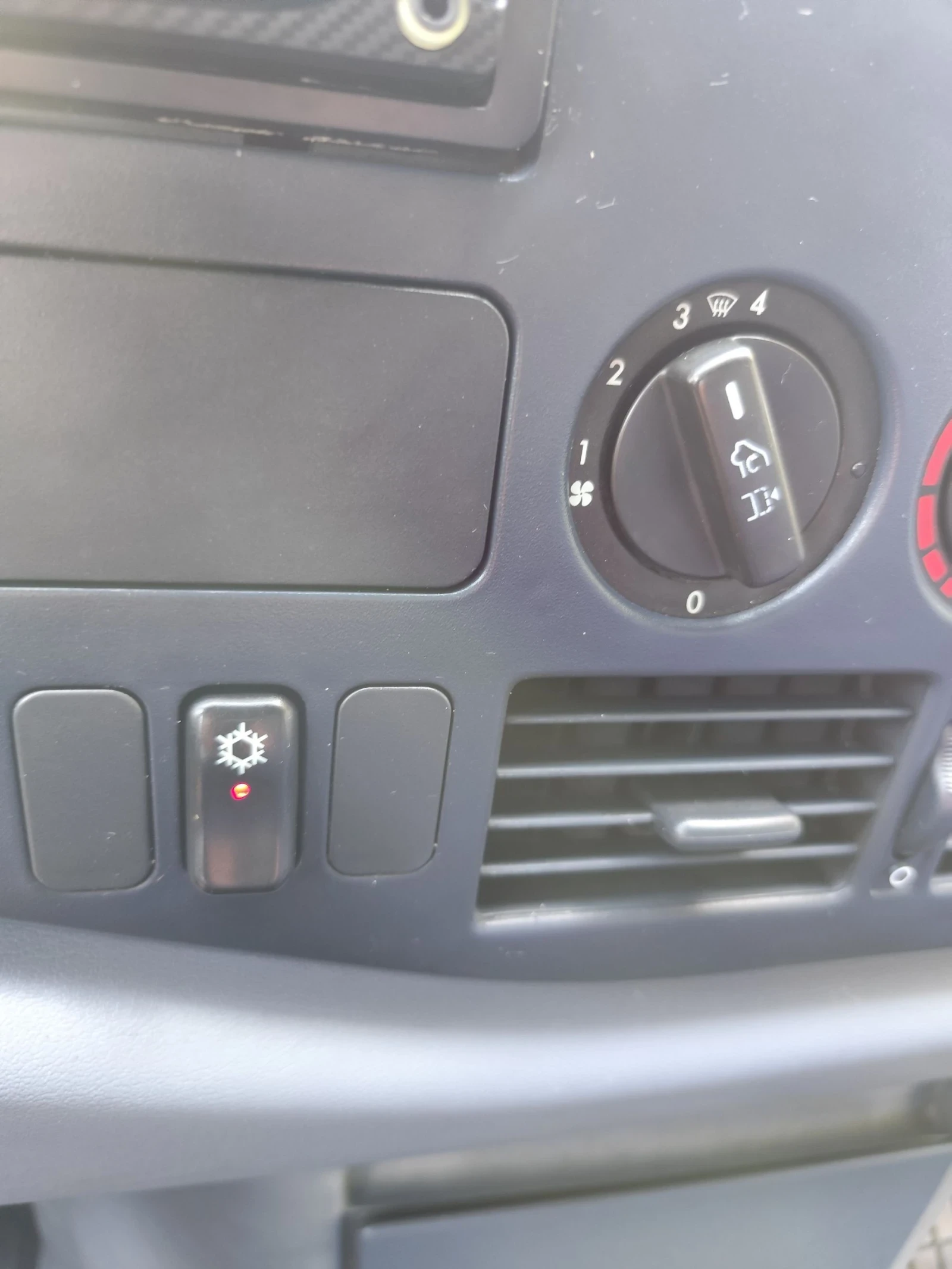 Mercedes-Benz Sprinter 412 SPRINTER 412 TDI KLIMA - изображение 4