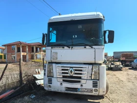  Renault Magnum