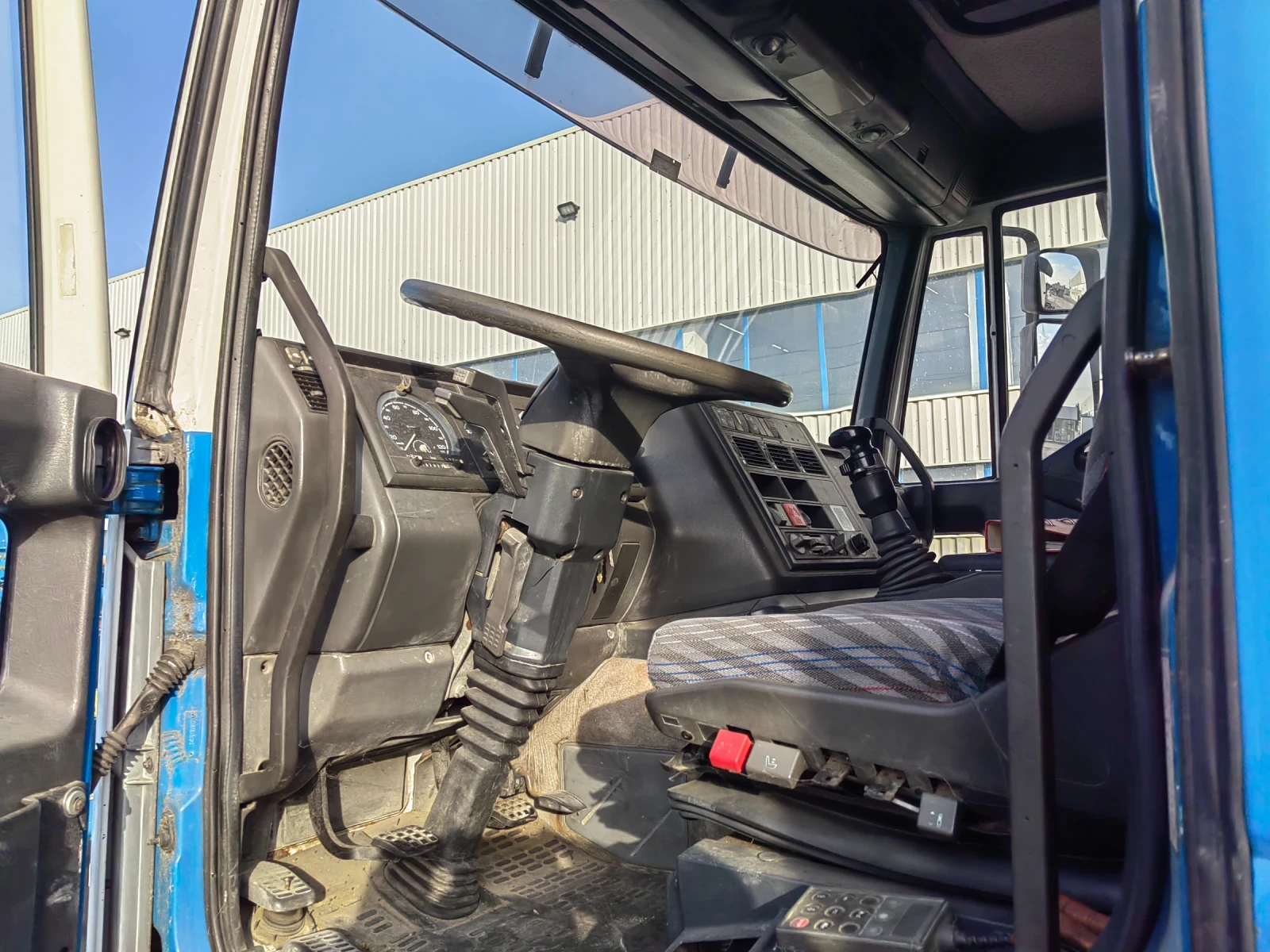 Iveco Eurotech 240Е 38, снимка 10 - Камиони - 54194876