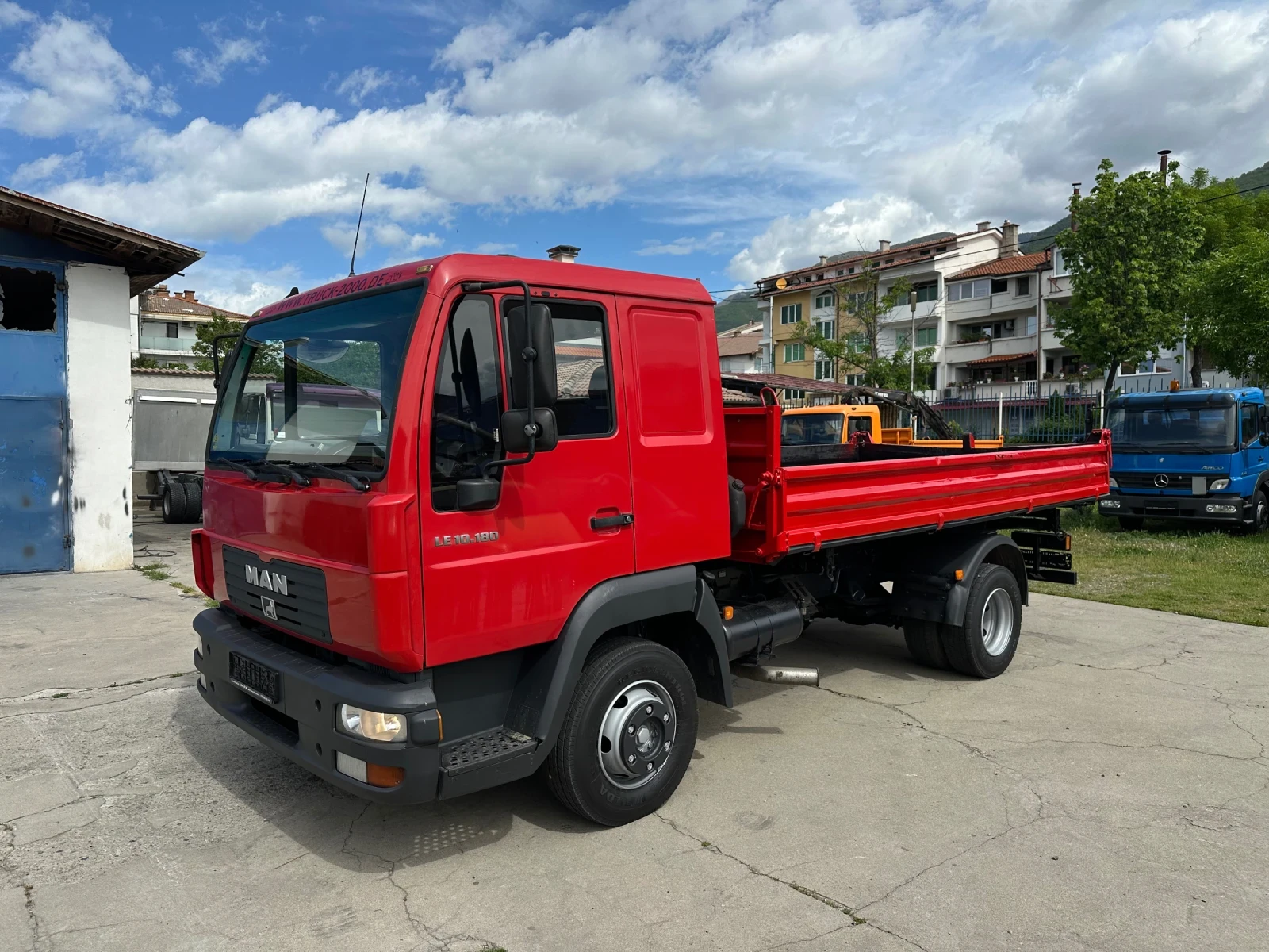 Man L 10.180* Климатик* Тристранен самосвал* 4.20м.* Топ, снимка 17 - Камиони - 54516818