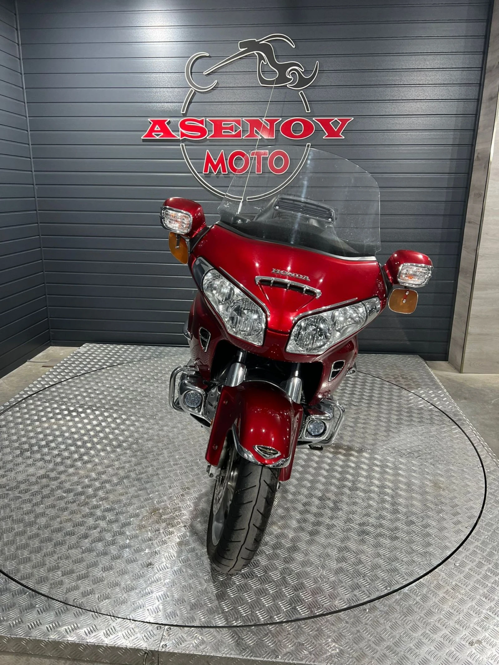 Honda Gold Wing RED STORM | Mobile.bg   12