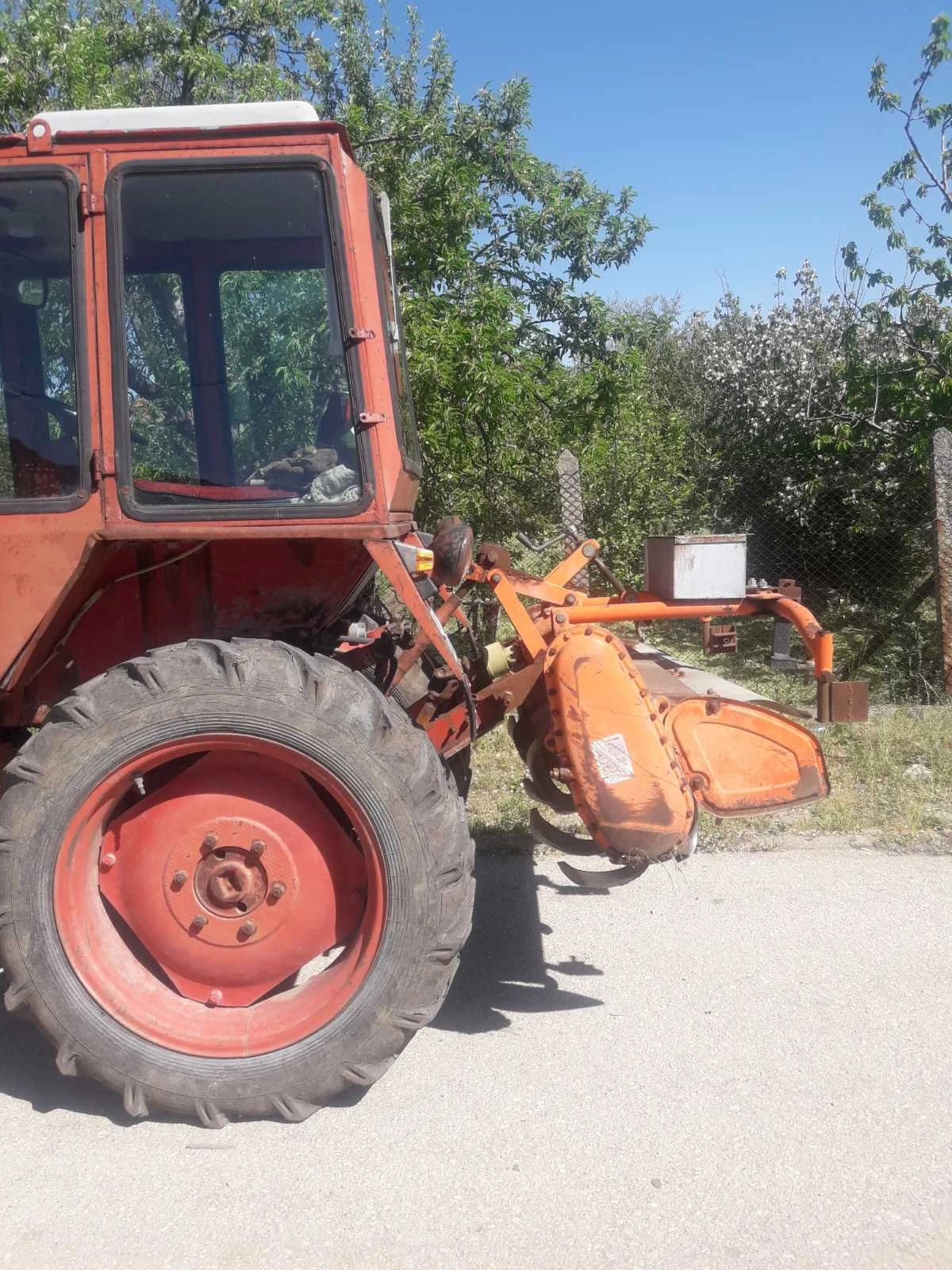Трактор Владимировец T25A, снимка 4 - Селскостопанска техника - 54579838