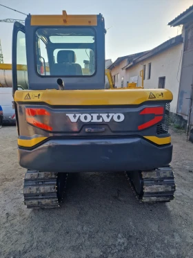 Багер Volvo EC55D, снимка 5