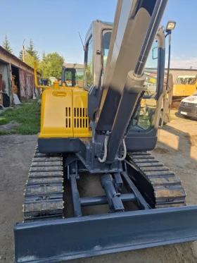 Багер Volvo EC55D, снимка 6