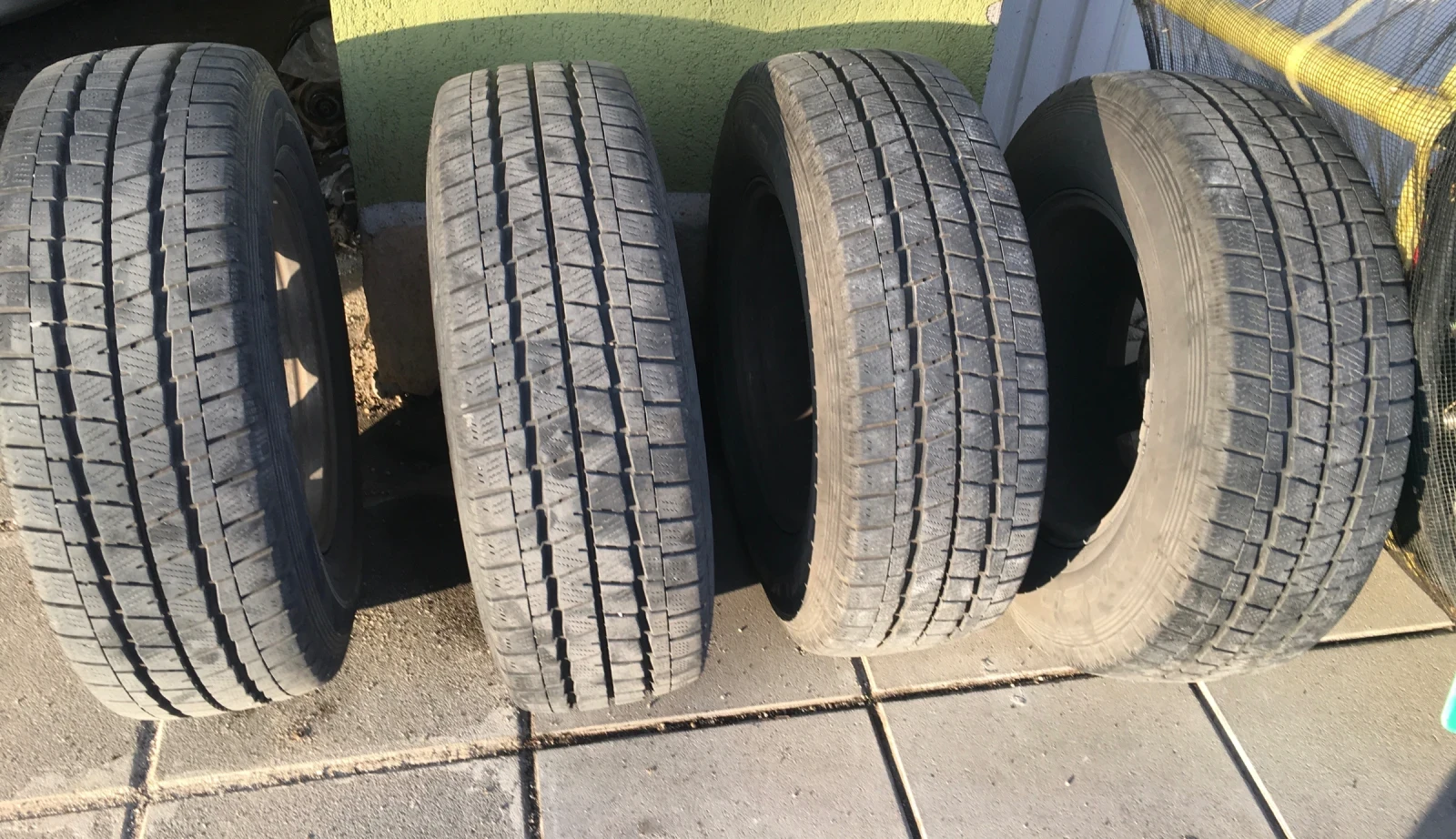    225/70R15  Ford | Mobile.bg   2