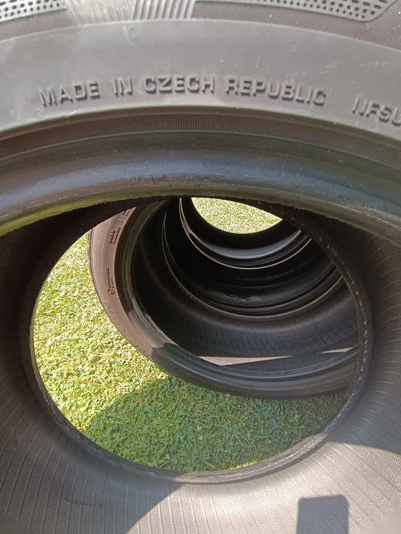 Гуми Летни 225/45R18, снимка 5 - Гуми и джанти - 55154321