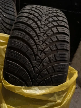 Гуми Зимни 205/55R16, снимка 2 - Гуми и джанти - 47488390