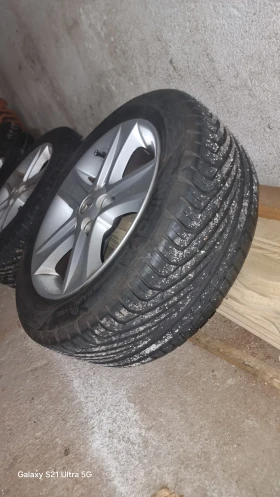        205/55R16  Mazda
