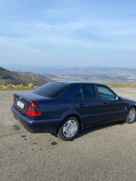 Mercedes-Benz C 180, снимка 8