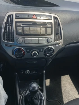 Hyundai I20 Газ- Бензин , снимка 11