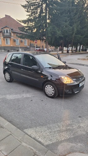 Ford Fiesta 1.4 i - 4400 лв. - 67284065 3
