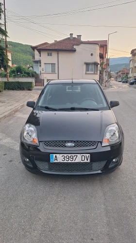Ford Fiesta 1.4 i - 4400 лв. - 67284065 2