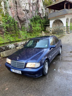 Mercedes-Benz C 180 - 2600 € / 5085.16 лв. - 85562606 5