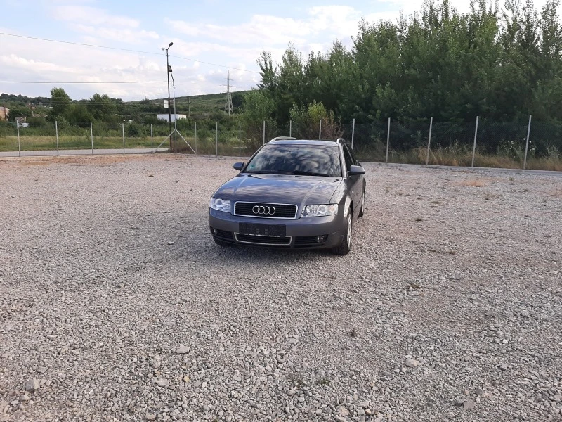 Audi A4 2.0 i, снимка 6 - Автомобили и джипове - 47231373