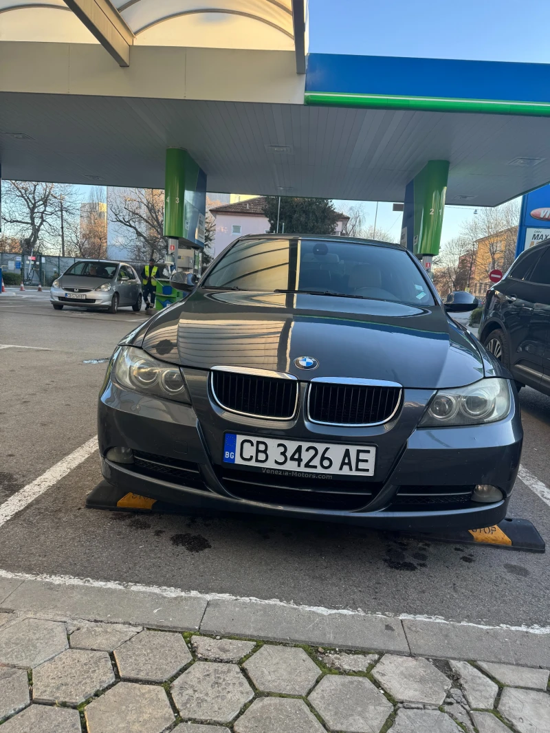 BMW 330 i, снимка 4 - Автомобили и джипове - 48406108