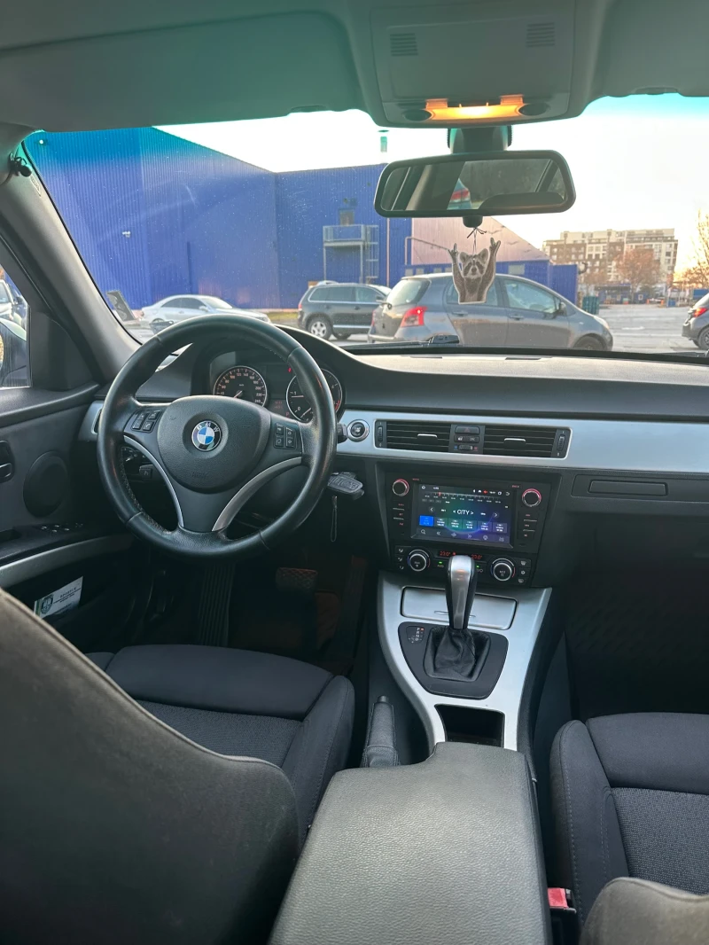 BMW 320, снимка 7 - Автомобили и джипове - 48492738