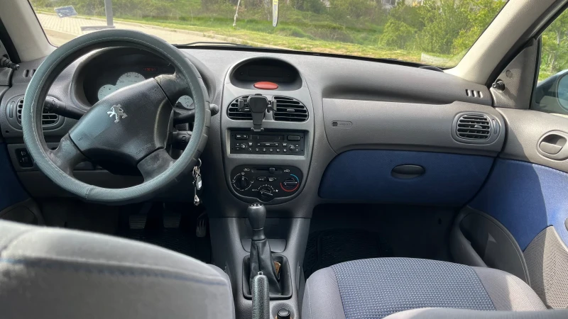 Peugeot 206, снимка 7 - Автомобили и джипове - 51093967