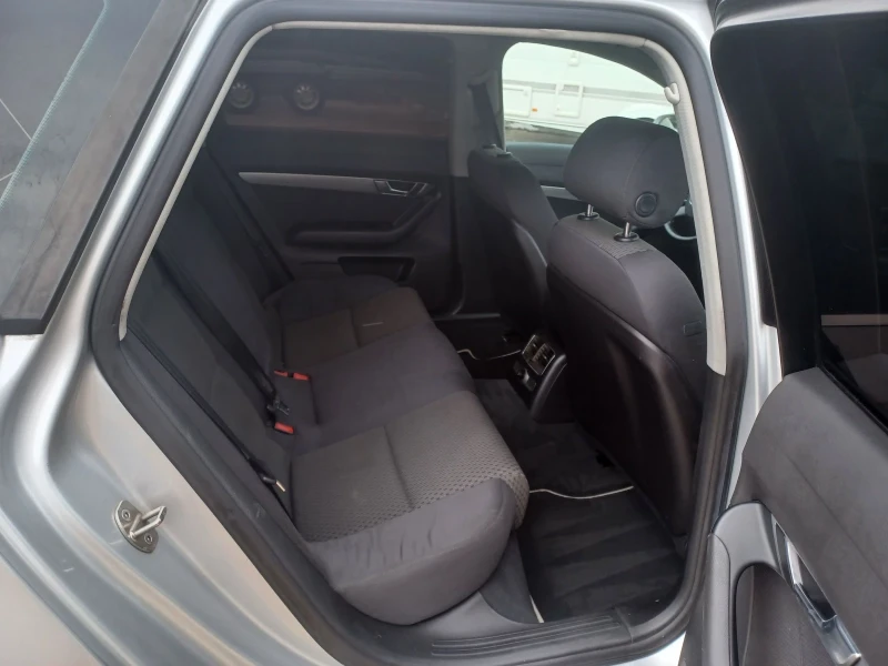 Audi A6 2.0TDi 140кс. 6ск., снимка 11 - Автомобили и джипове - 51054918
