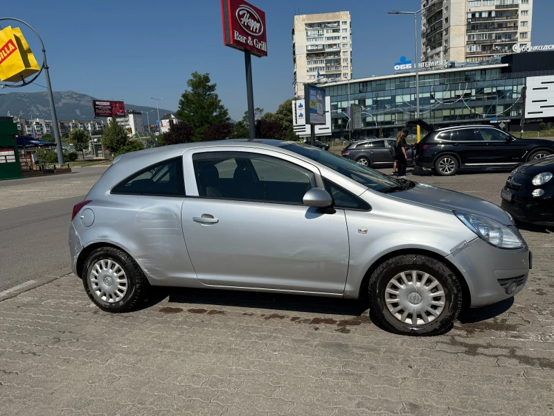 Opel Corsa, снимка 3 - Автомобили и джипове - 52425303