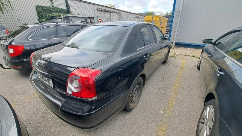Toyota Avensis, снимка 5 - Автомобили и джипове - 52883158