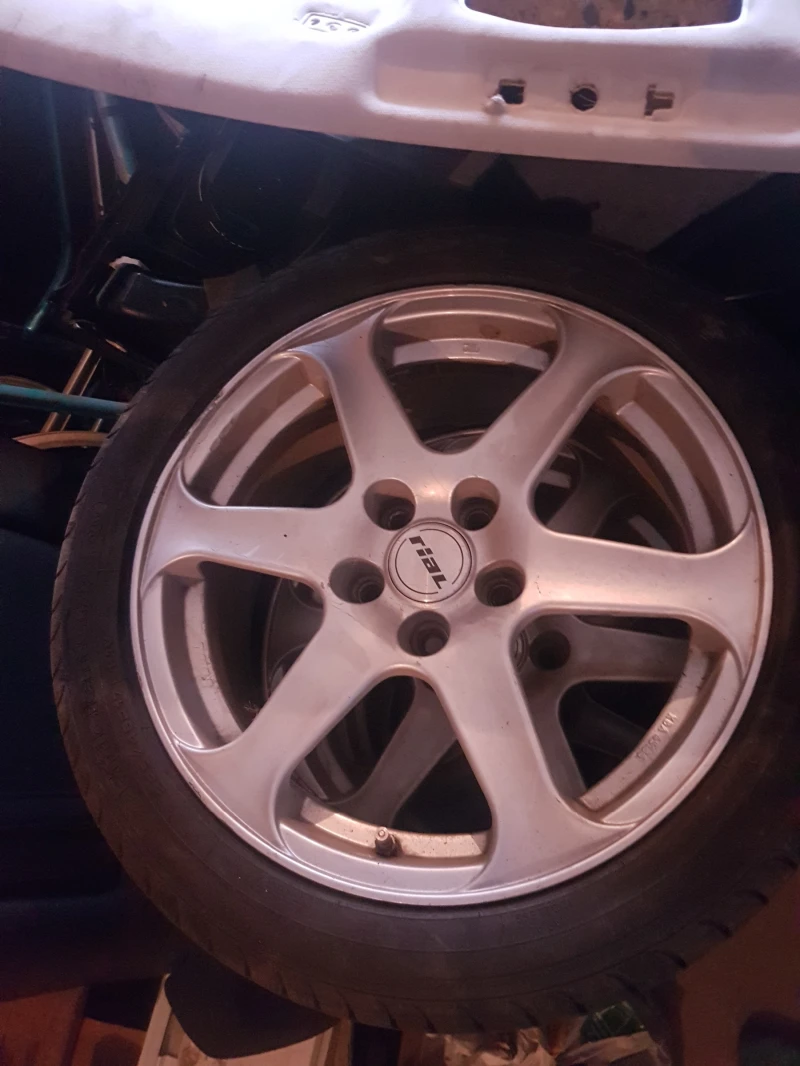 VW Passat, снимка 4 - Автомобили и джипове - 52305696