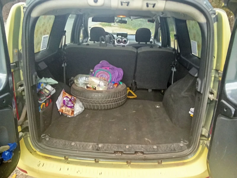 Dacia Logan, снимка 2 - Автомобили и джипове - 52941575