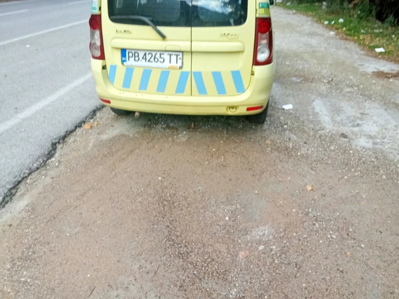 Dacia Logan, снимка 6 - Автомобили и джипове - 52941575