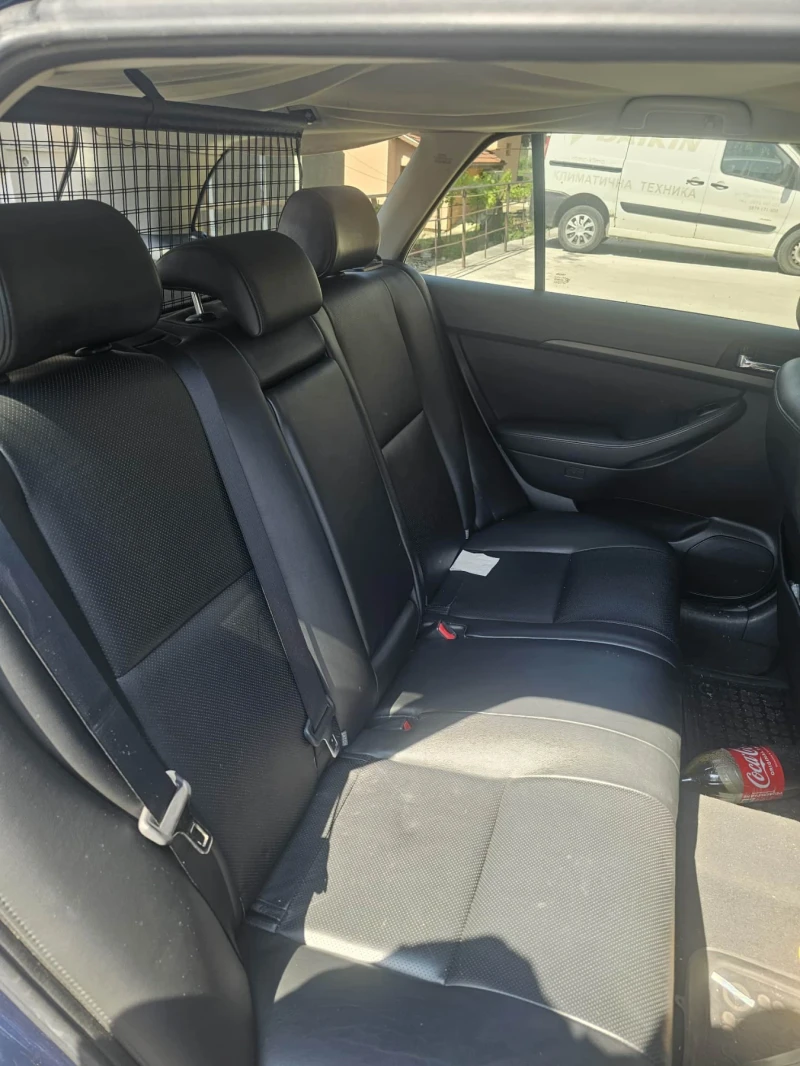 Toyota Avensis 2.2 d-cat 177, снимка 9 - Автомобили и джипове - 52760434