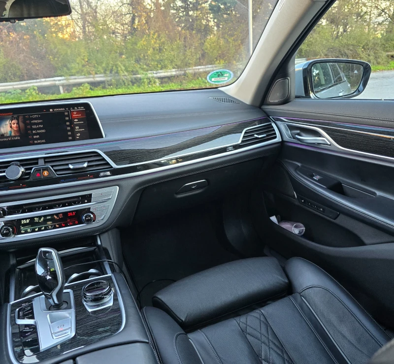 BMW 740 Лизинг, снимка 12 - Автомобили и джипове - 52905556