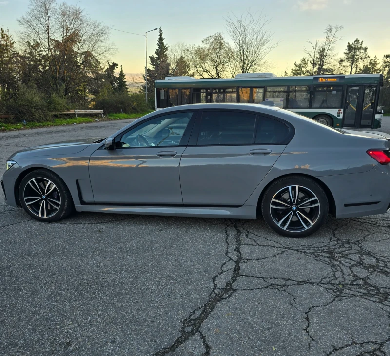 BMW 740 Лизинг, снимка 8 - Автомобили и джипове - 52905556
