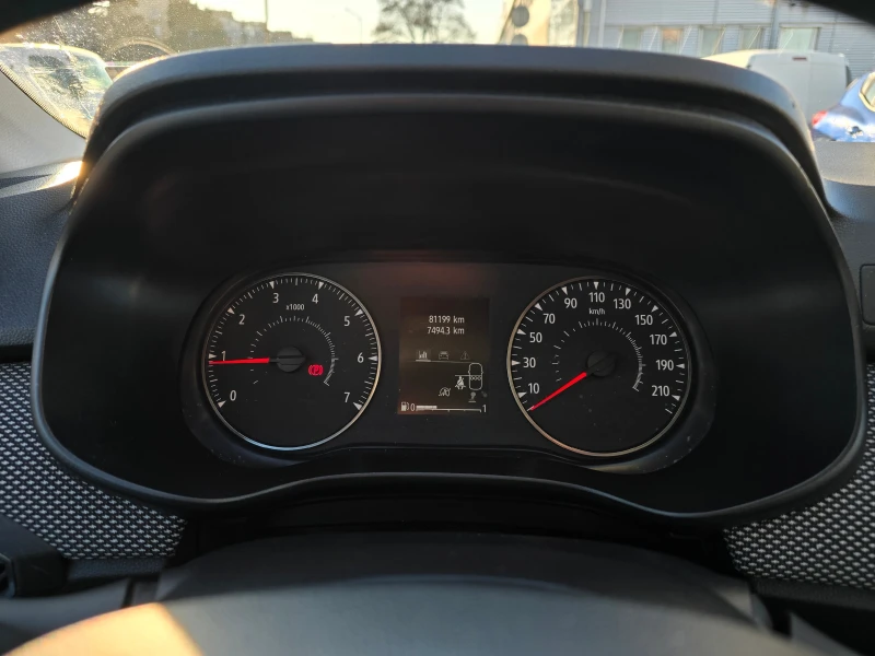Dacia Sandero Stepway 1.0 Tce/LPG, снимка 10 - Автомобили и джипове - 53173451