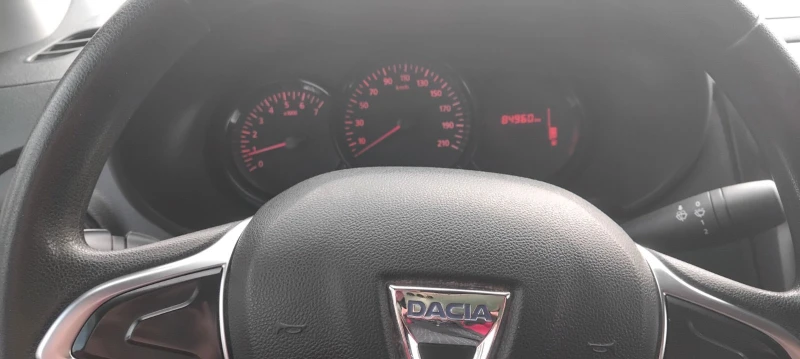 Dacia Dokker 1.6 Eco-G Заводска Газова уредба, снимка 8 - Автомобили и джипове - 53181534