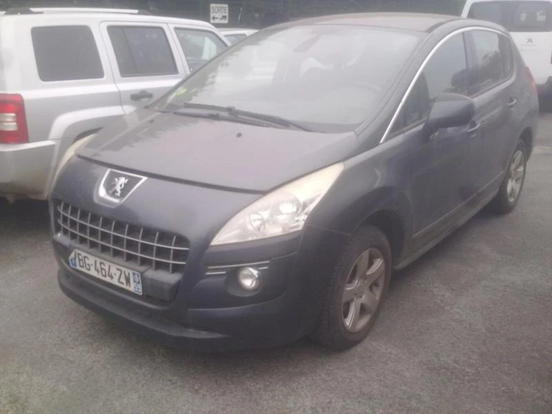 Peugeot 3008 1.6 HDI 8V, снимка 1 - Автомобили и джипове - 21951544