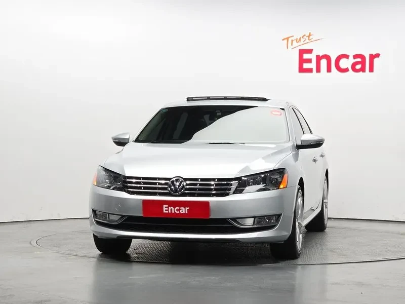 VW Passat 2.0 TDI, снимка 3 - Автомобили и джипове - 54298570