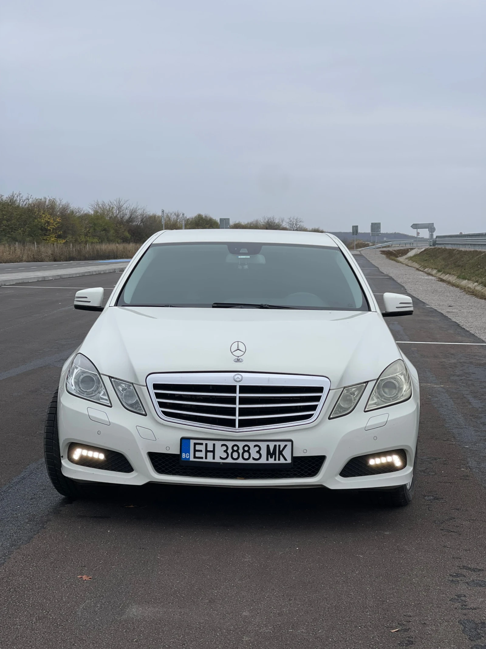 Mercedes-Benz E 350, снимка 1